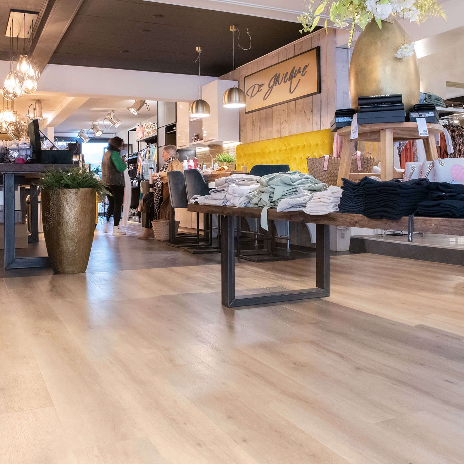 l6850-2-1600×0-c-default